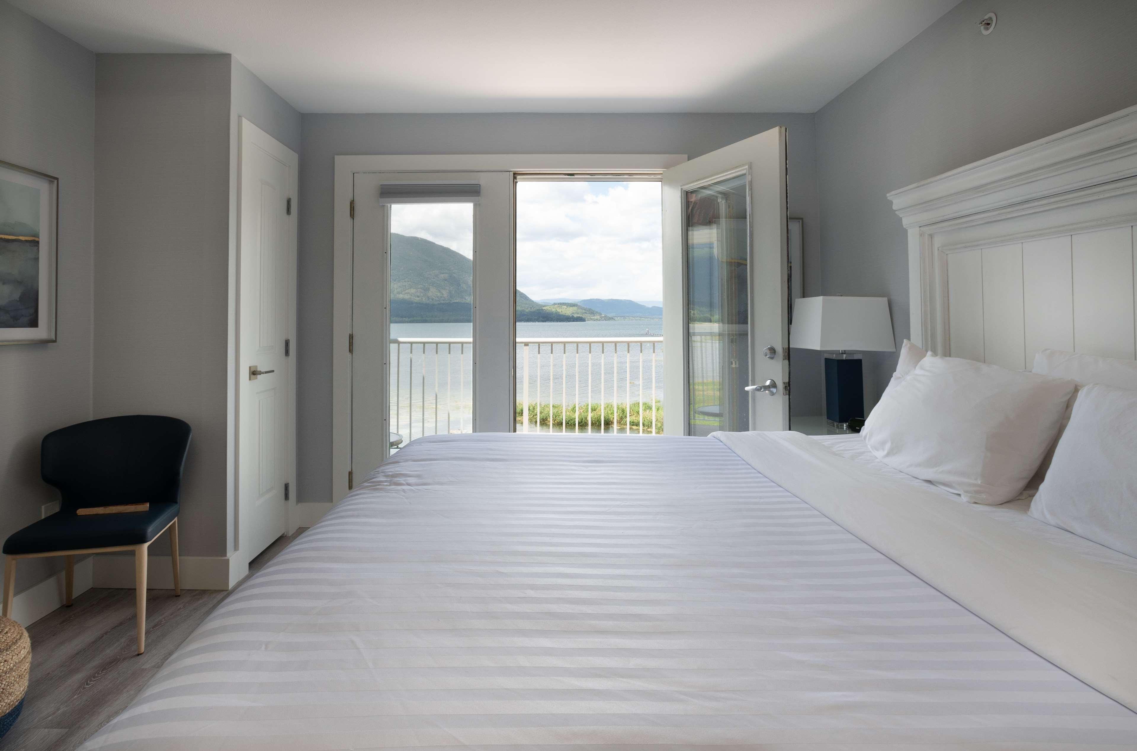 Prestige Harbourfront Resort, Worldhotels Luxury Salmon Arm Eksteriør billede