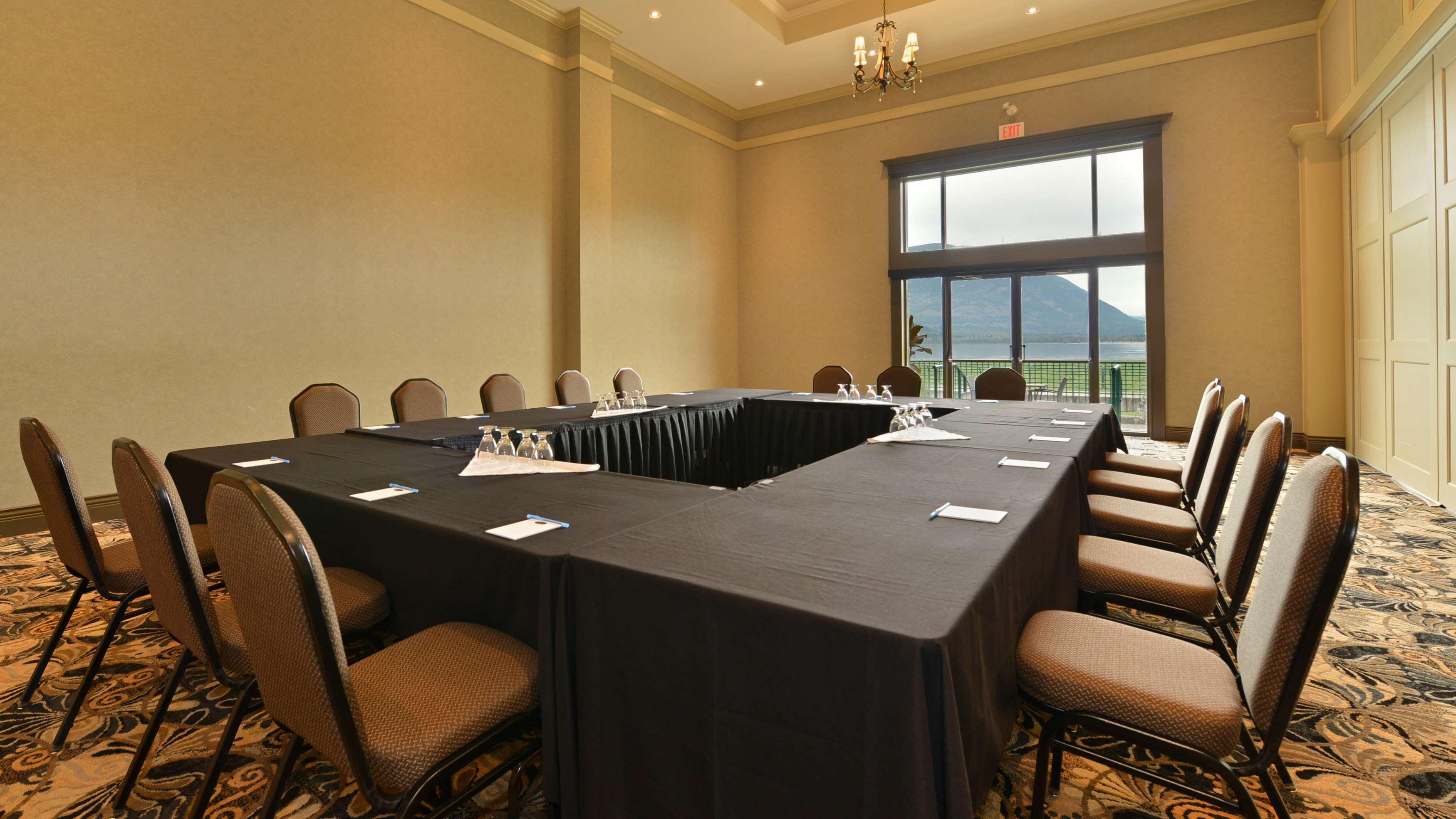 Prestige Harbourfront Resort, Worldhotels Luxury Salmon Arm Eksteriør billede