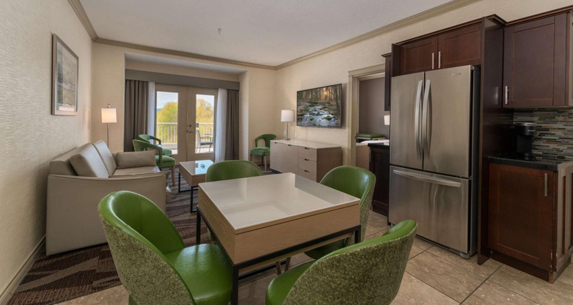 Prestige Harbourfront Resort, Worldhotels Luxury Salmon Arm Eksteriør billede