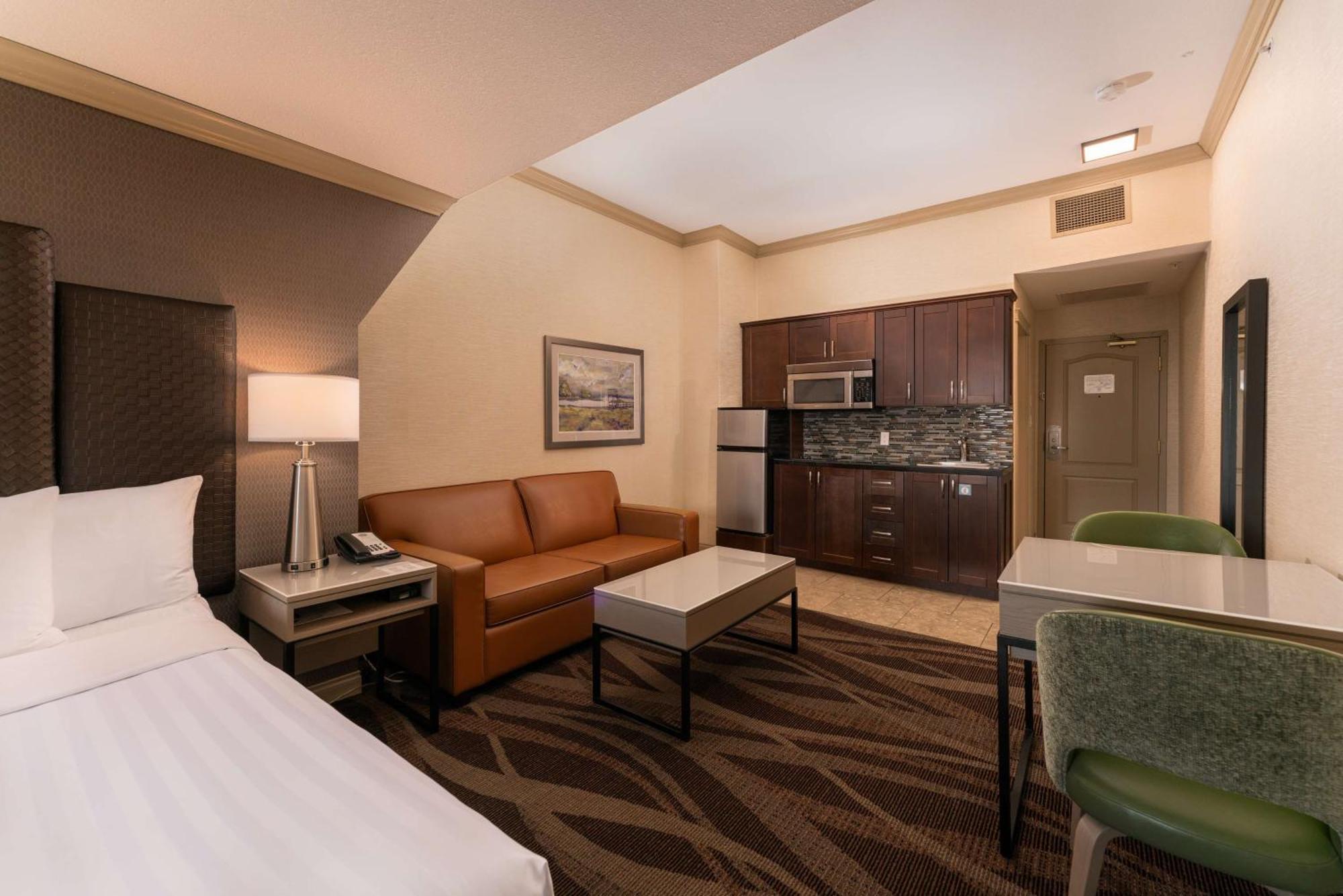 Prestige Harbourfront Resort, Worldhotels Luxury Salmon Arm Eksteriør billede