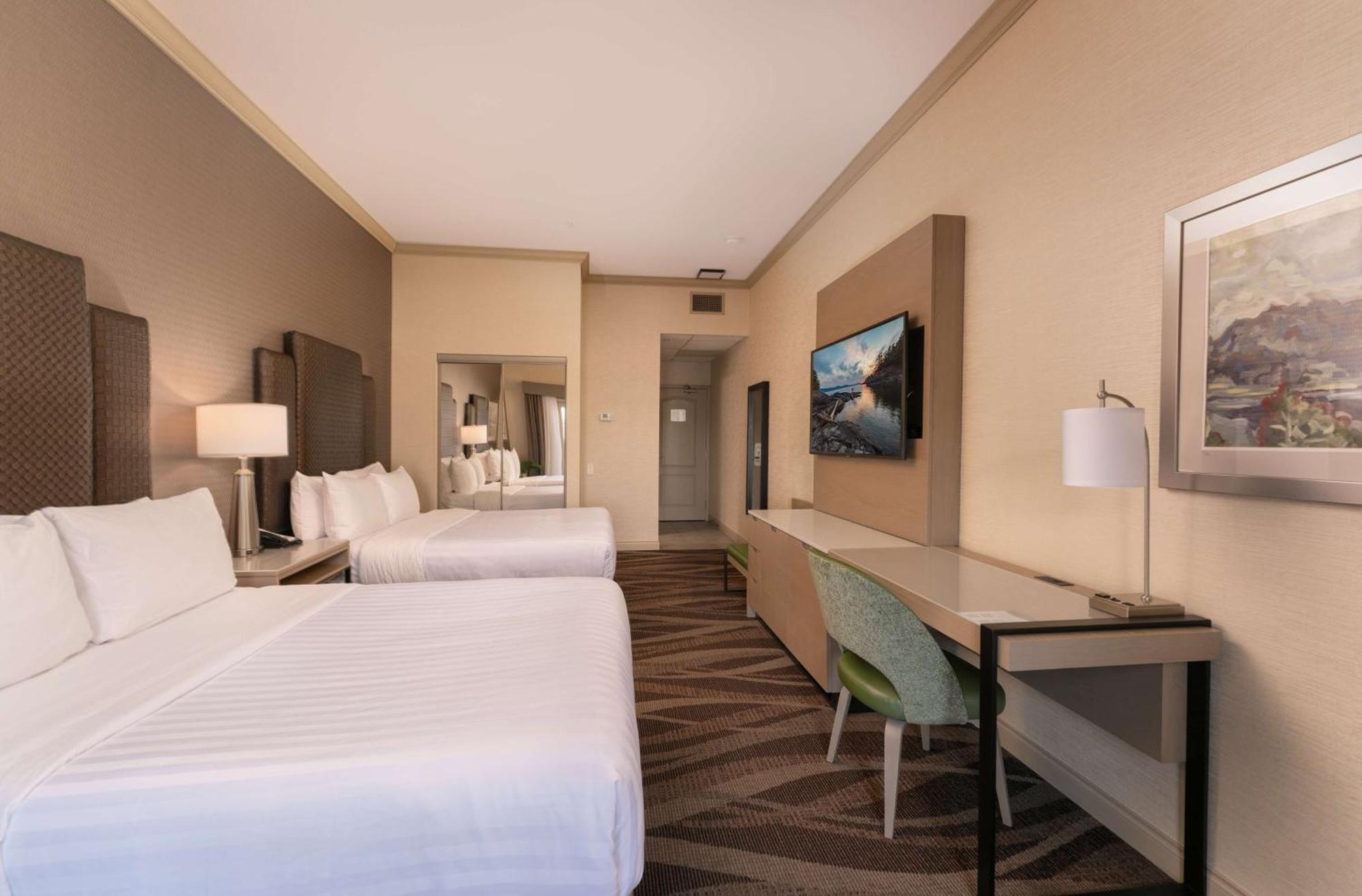 Prestige Harbourfront Resort, Worldhotels Luxury Salmon Arm Eksteriør billede